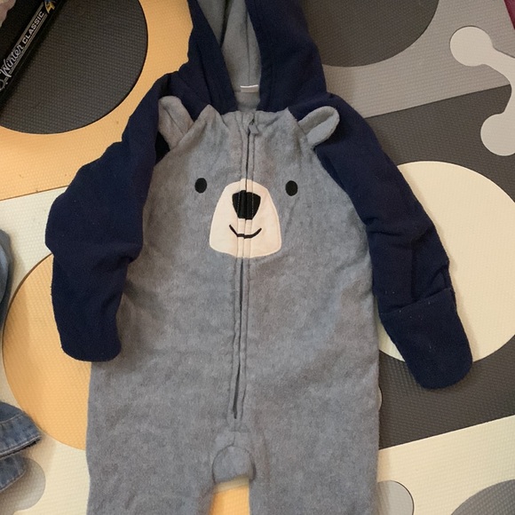 Bundle of 12-18 M clothing - Picture 2 of 7